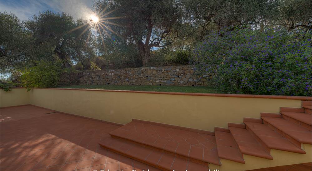cortile posteriore
